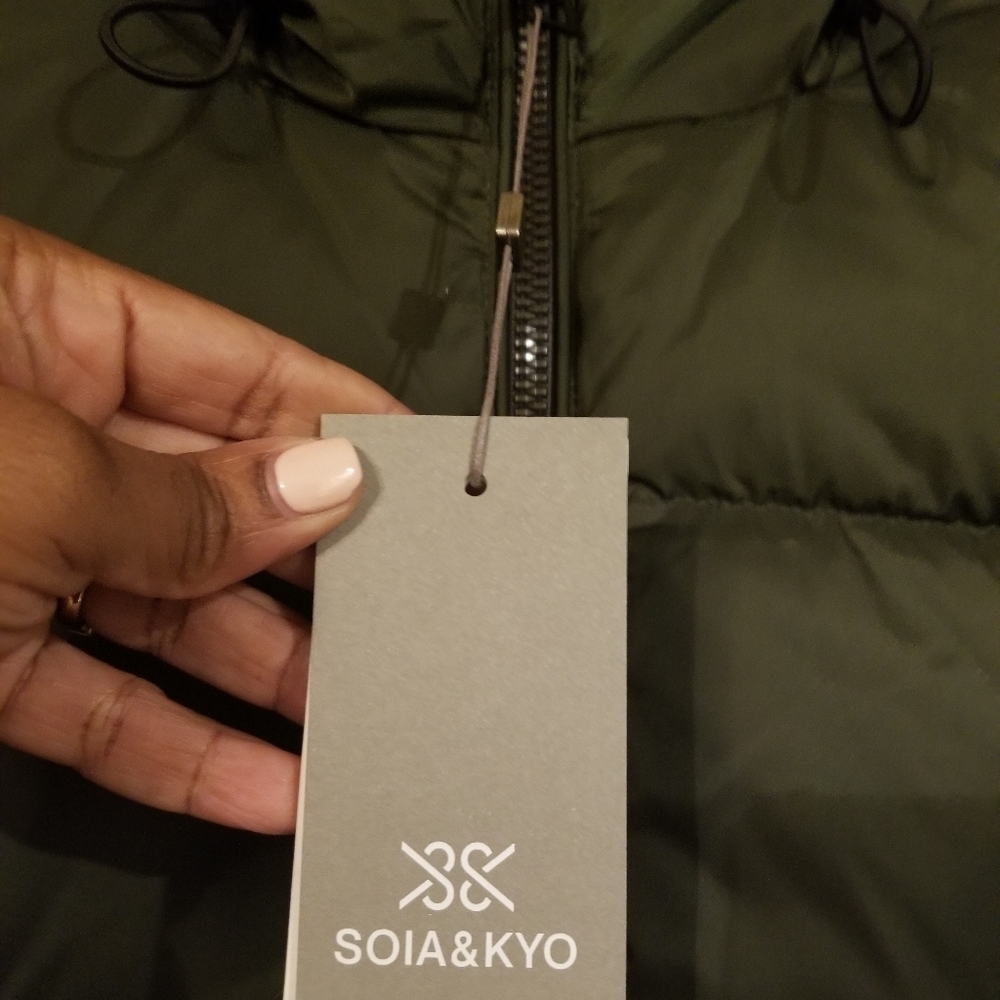 BRAND NEW! NEVER WORN! SOIA & KYO GOOSE COAT